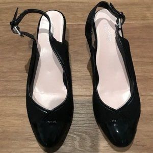 Taryn Rose Karine fabric and patent lether wedge - Sz 8